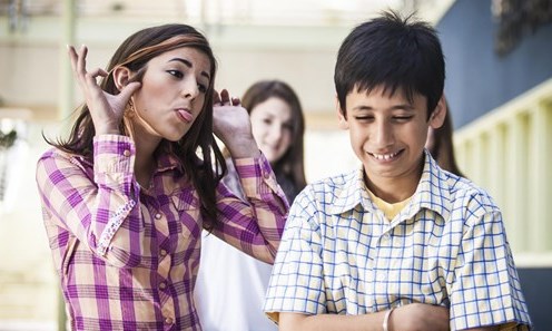 Đừng vô tâm quá trớn với trẻ